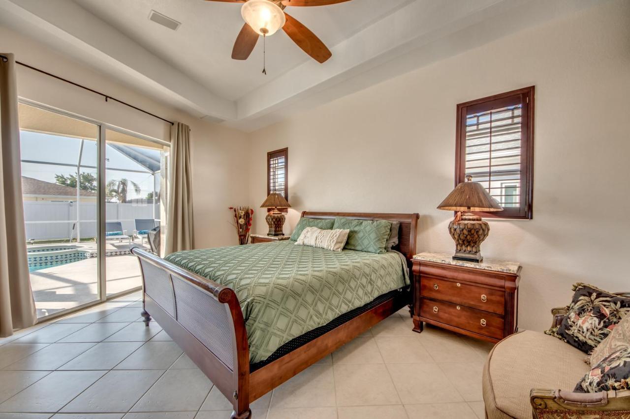 קייפ קורל Villa-Haze, Lots Of Privacy, Solar & Electric Heated Pool And Spa מראה חיצוני תמונה