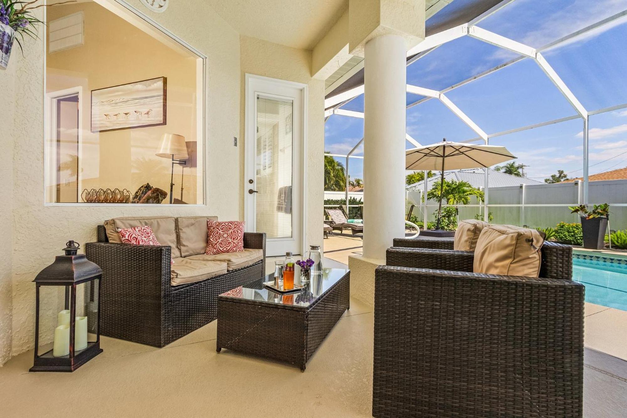 קייפ קורל Villa-Haze, Lots Of Privacy, Solar & Electric Heated Pool And Spa מראה חיצוני תמונה