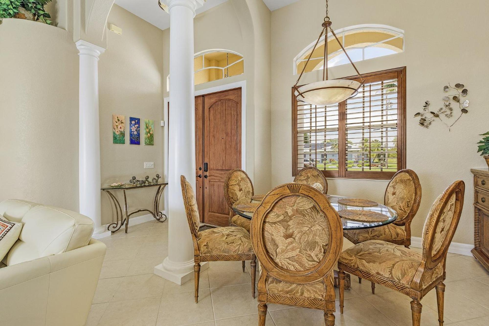 קייפ קורל Villa-Haze, Lots Of Privacy, Solar & Electric Heated Pool And Spa מראה חיצוני תמונה