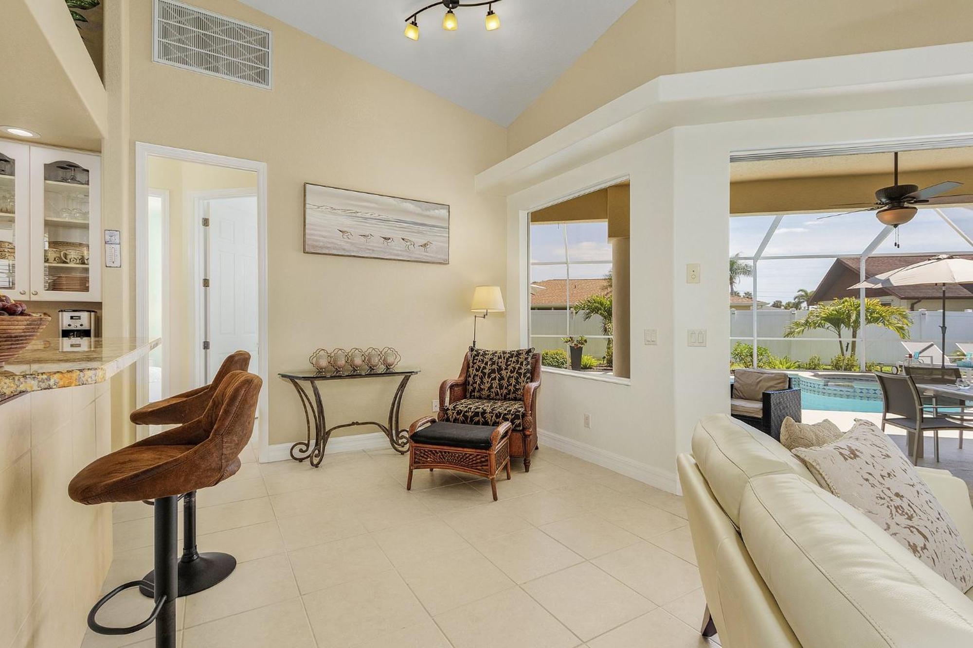 קייפ קורל Villa-Haze, Lots Of Privacy, Solar & Electric Heated Pool And Spa מראה חיצוני תמונה